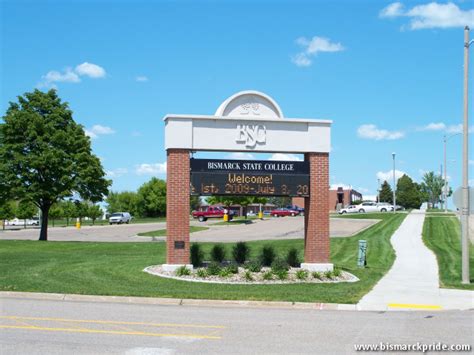 bismarck state college|bismarck state college sign in.